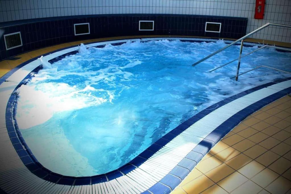 Le Cosy T2 Hypercentre ! Parking Inclus Et La Plage A 2 Min ! Les Sables-dʼOlonne Exteriör bild